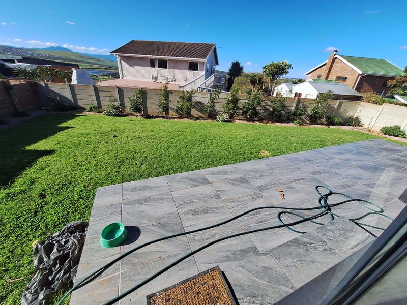 3 Bedroom Property for Sale in Hartenbos Heuwels Western Cape